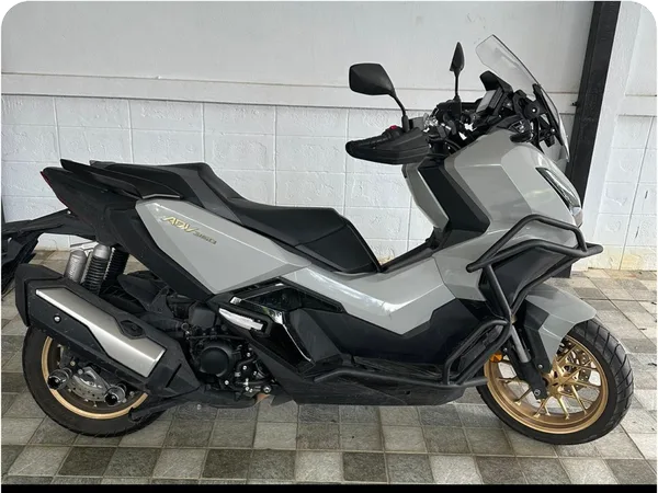 Honda ADV 350 scooter rental in Pattaya - 350cc scooter